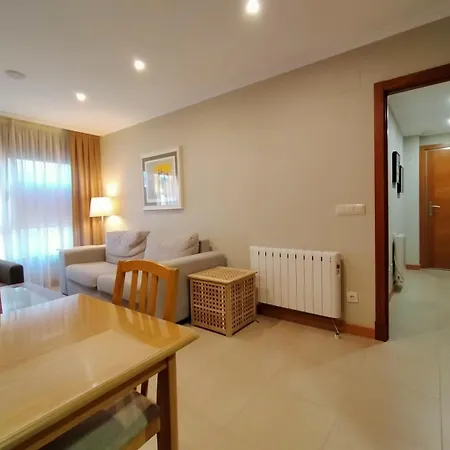 Coqueto En Rúa Dos Castiñeiros Apartamento *